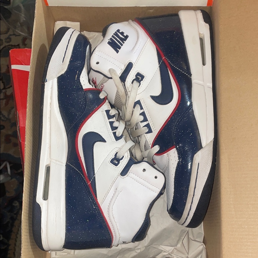Nike Air Assault - White Navy Red High-Top Basketball Sneakers